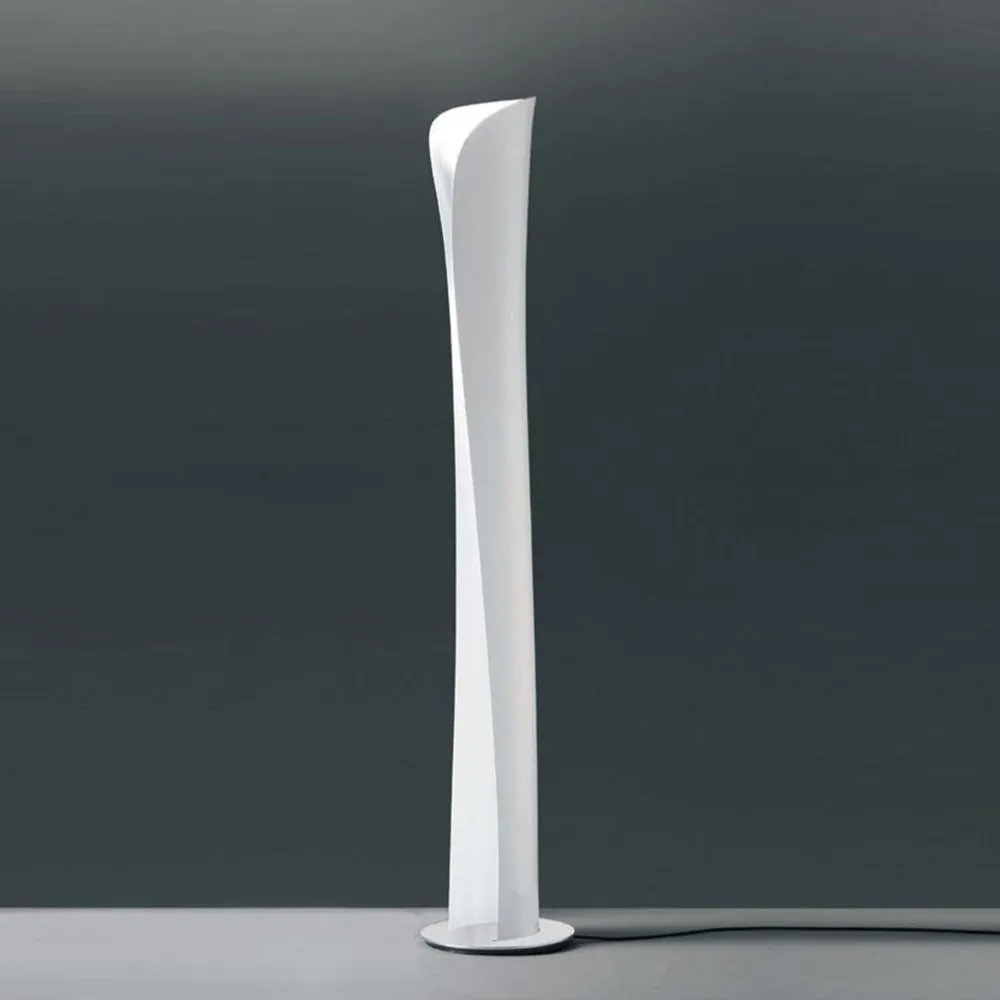 cadmo floor lamp | Artemide