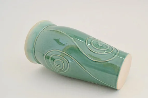 Ceramic Travel Mug with Lid- Green with Spiral Design