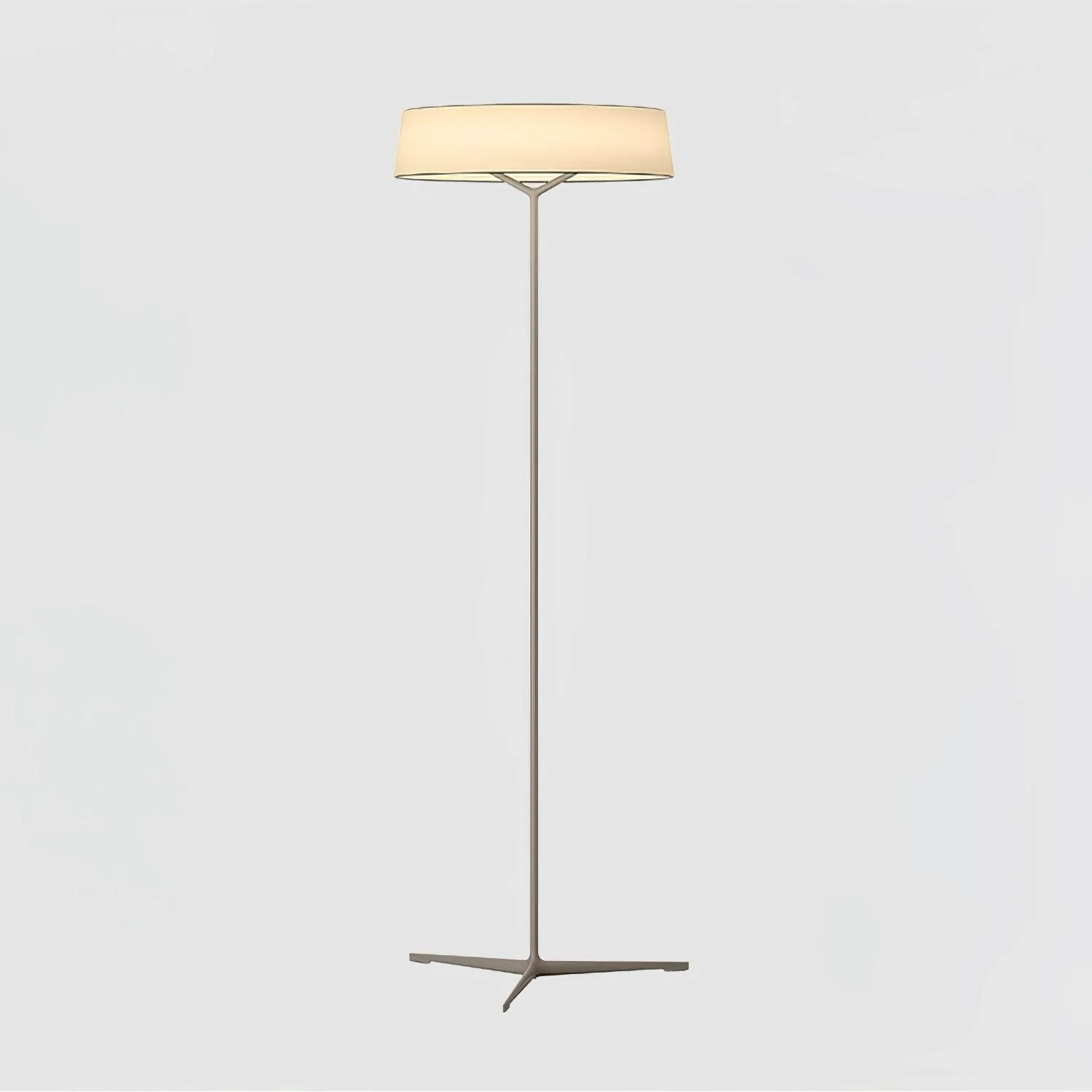 Dama Floor Lamp