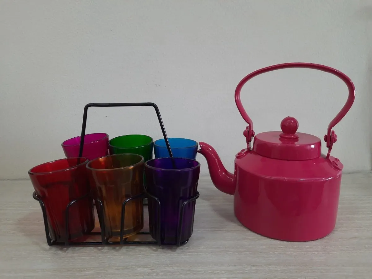 Dark Pink Aluminium Kettle with Glass Set and Stand