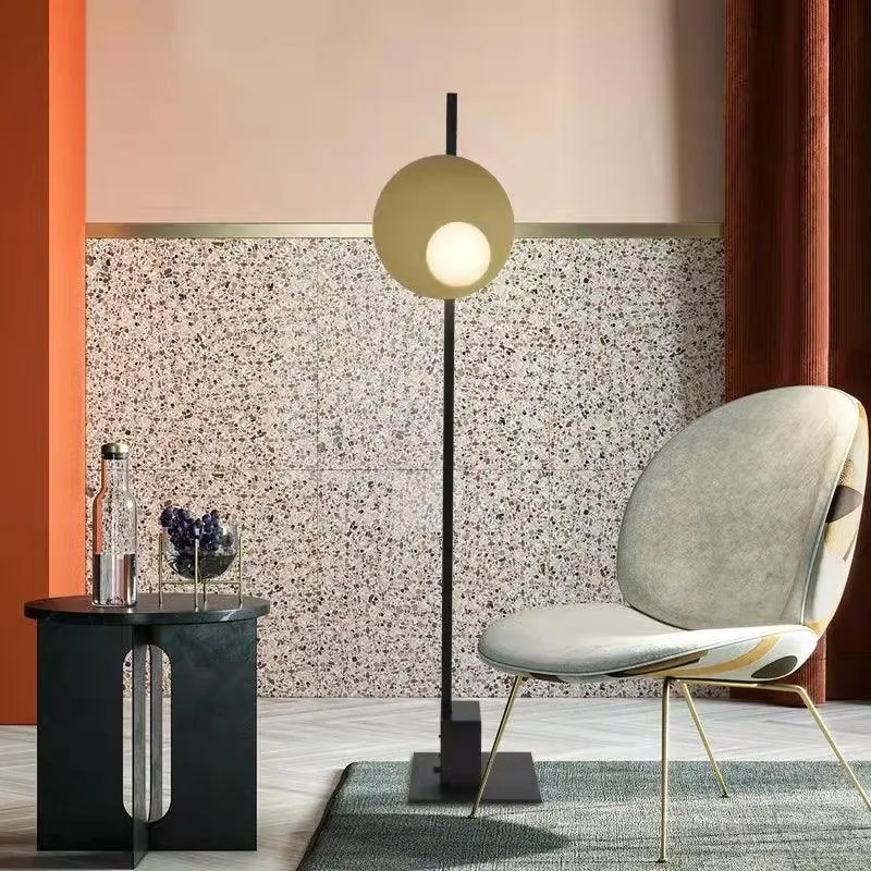 Kwic Floor Lamp