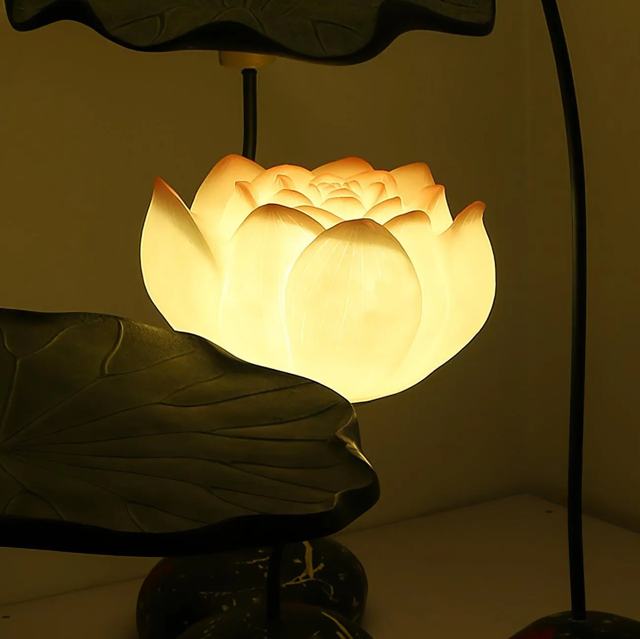 Lotus Floor Lamp