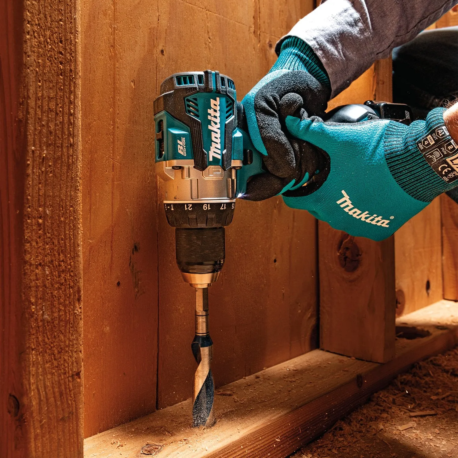 Makita (XT296ST) 18V LXT®  Brushless  2 Pc. Combo Kit (5.0Ah)