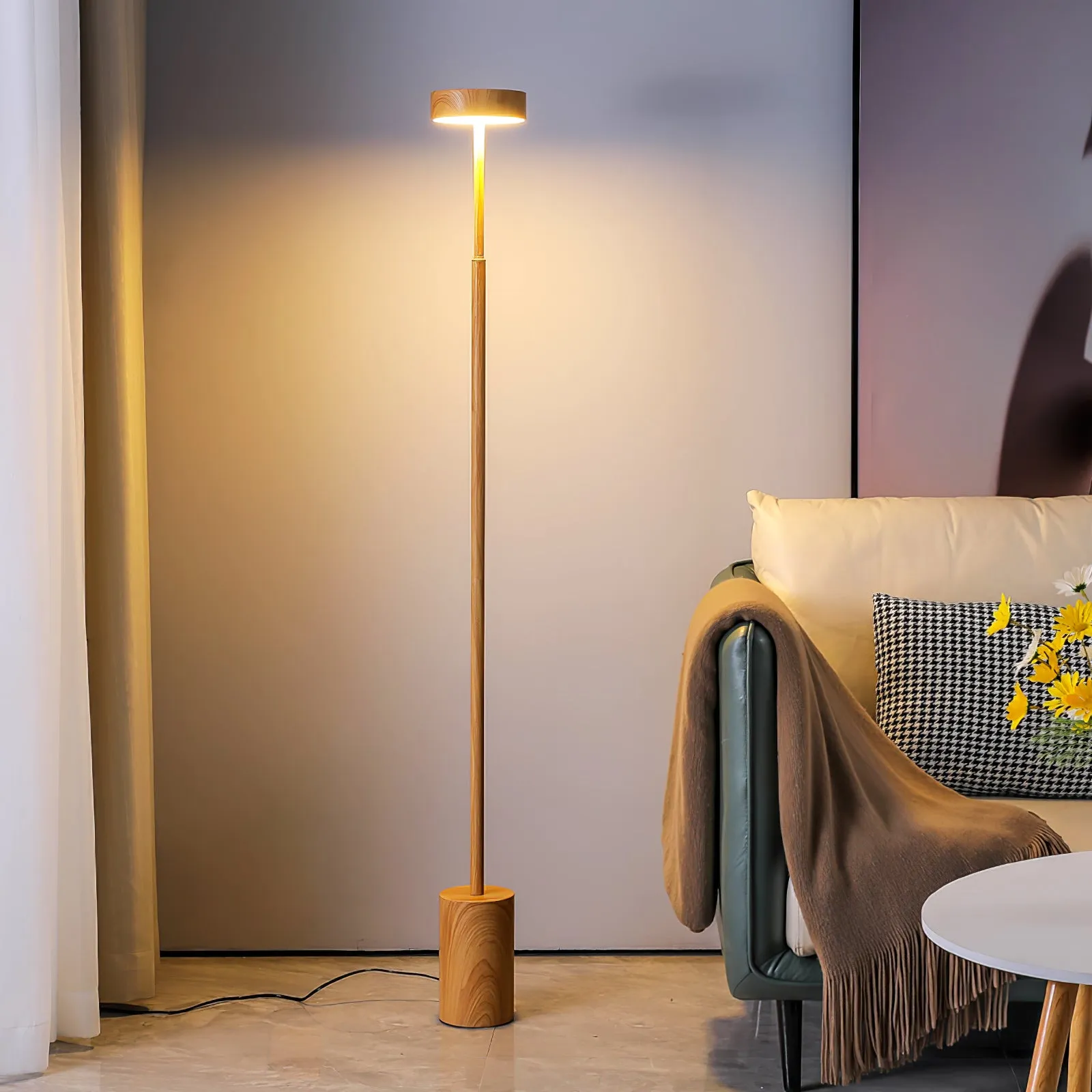 Naya Rotatable Floor Lamp