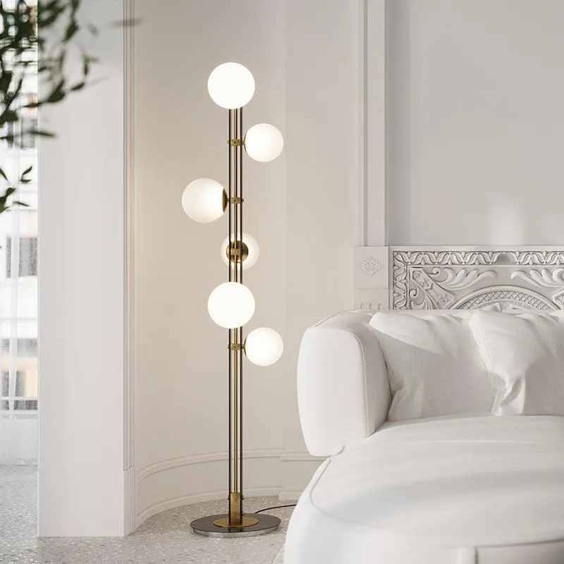 Planeta Floor Lamp