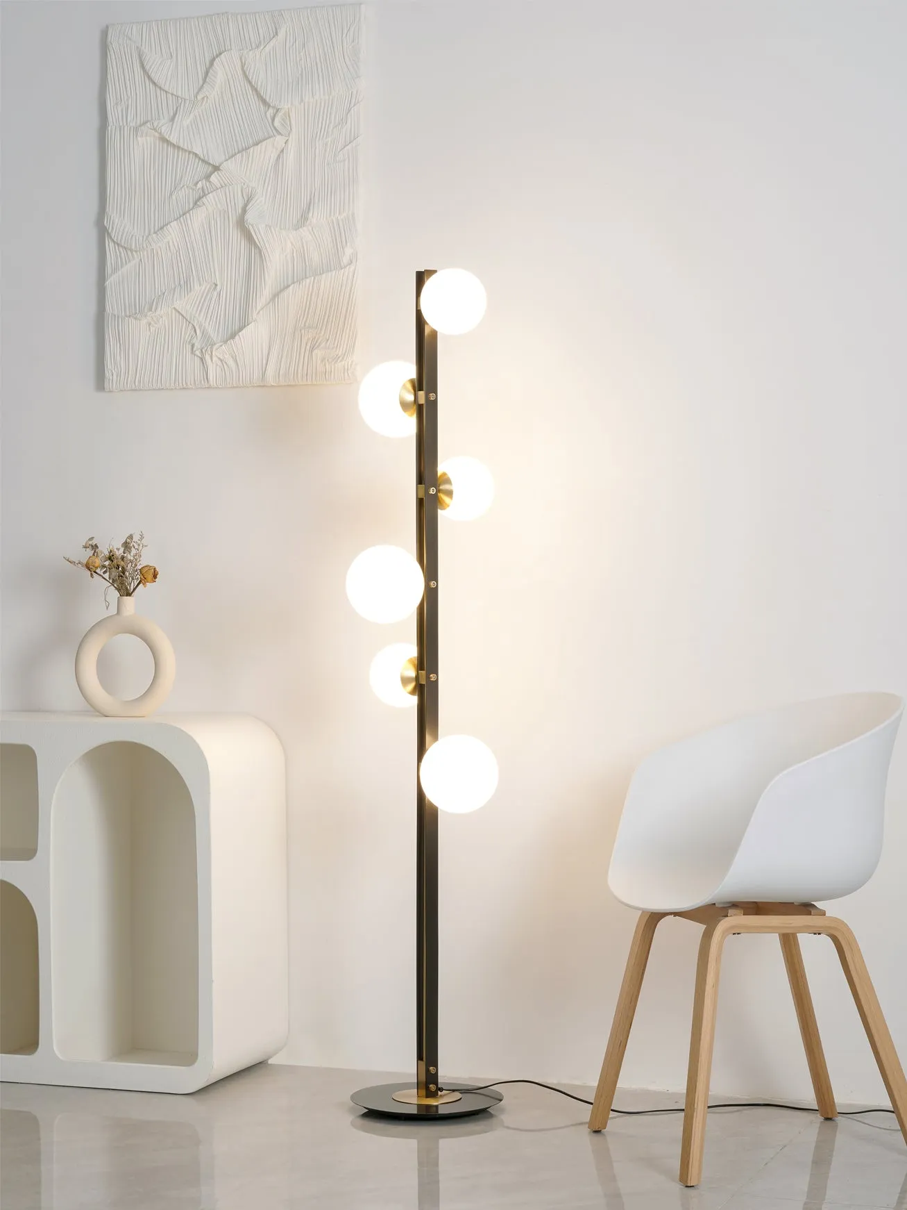 Planeta Floor Lamp