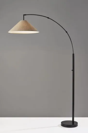 Slender Arc Floor Lamp