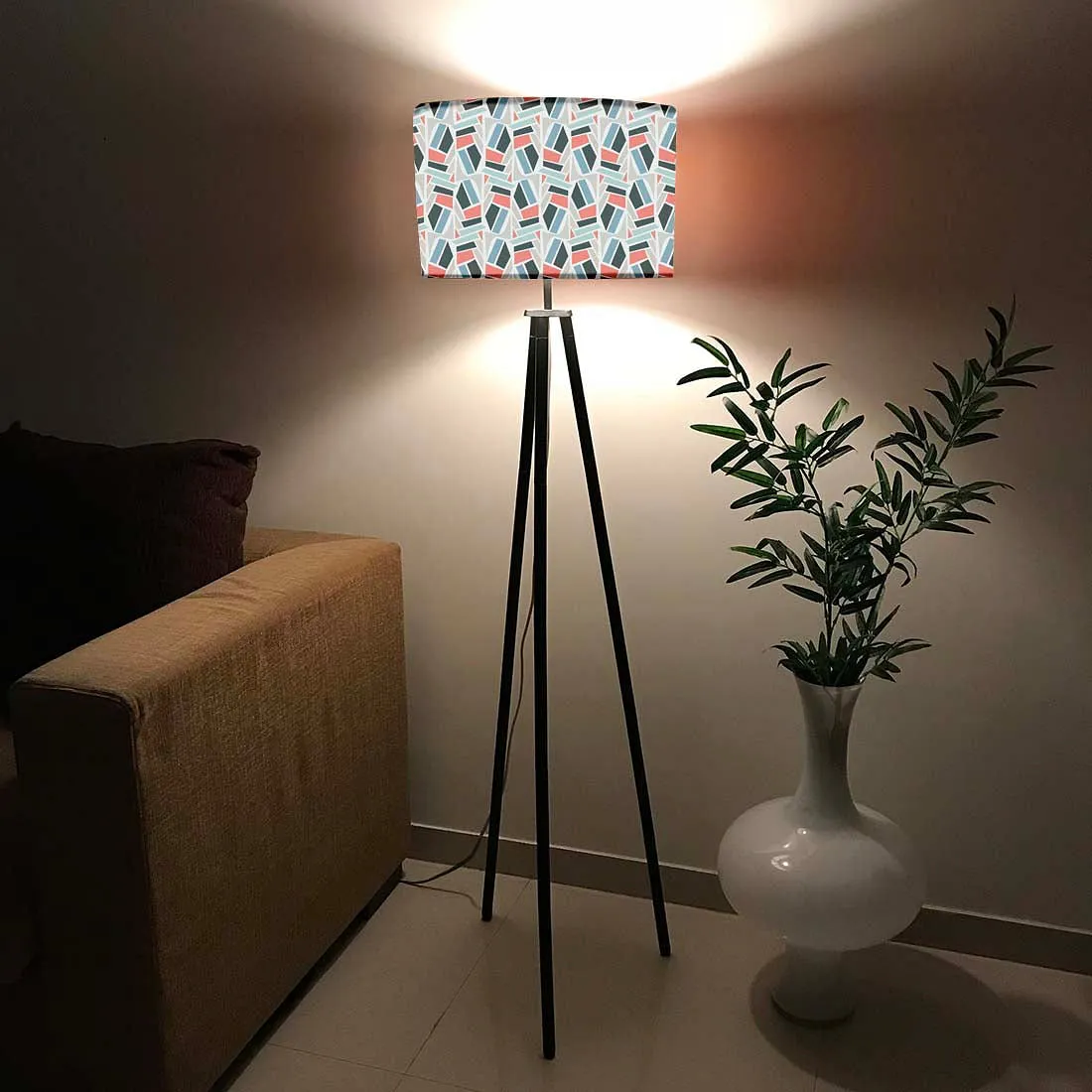 Tripod Floor Lamp Standing Light for Living Rooms -Abstract Design Effect