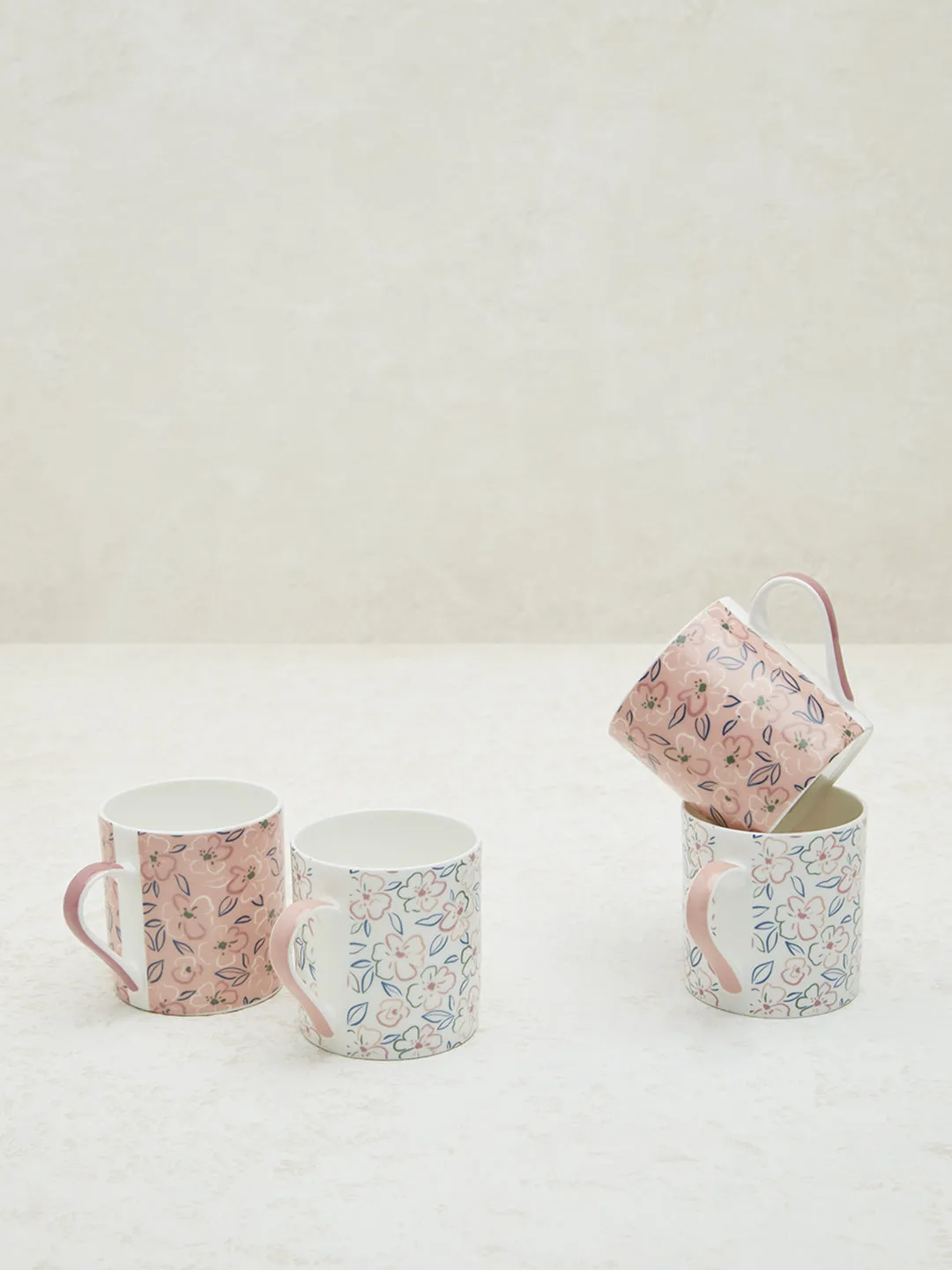 Westside Home Multicolour Floral Pattern Mugs (Set of 4)